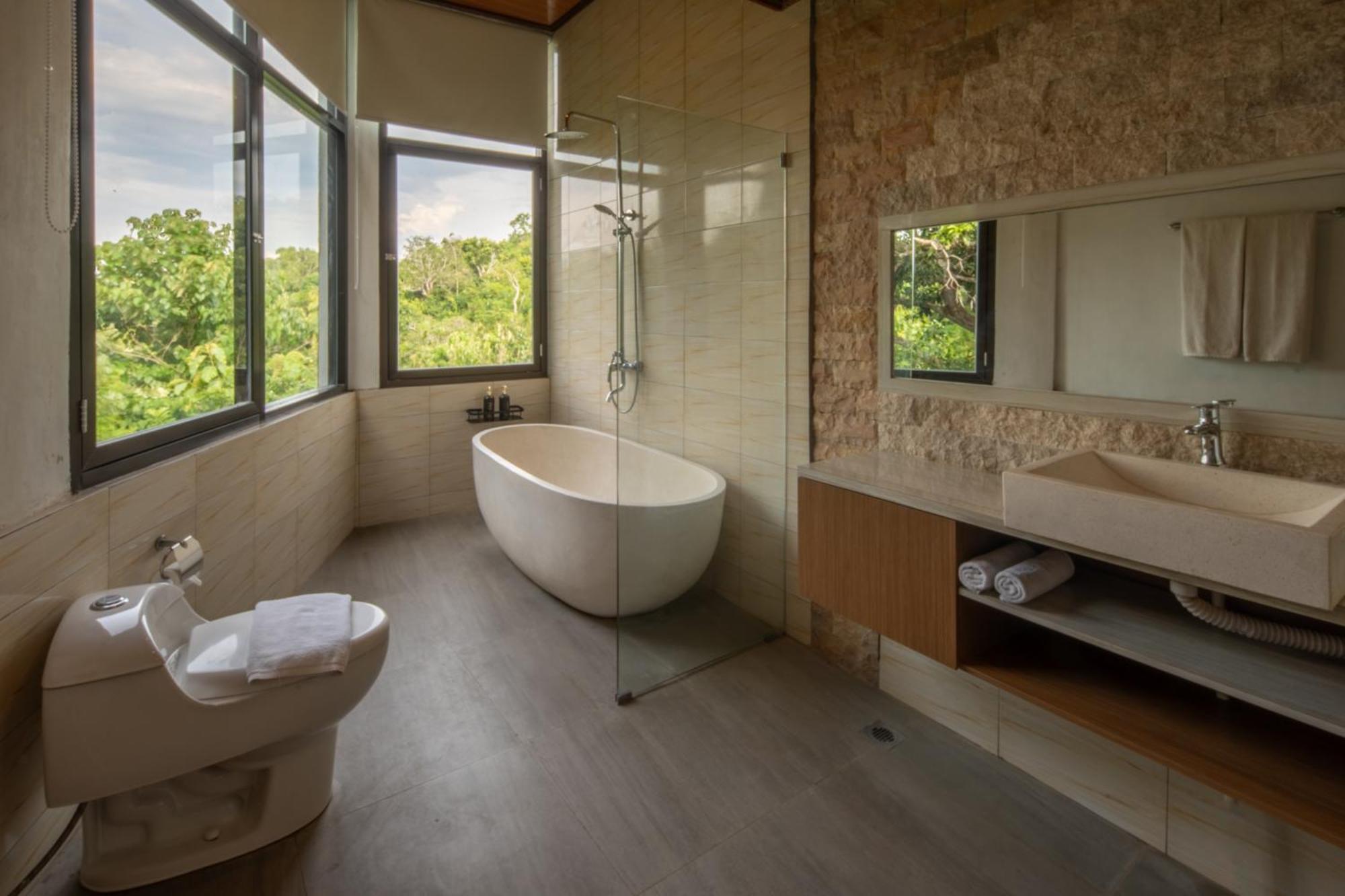 Abasan Hill Hotel And Spa Toyapakeh エクステリア 写真