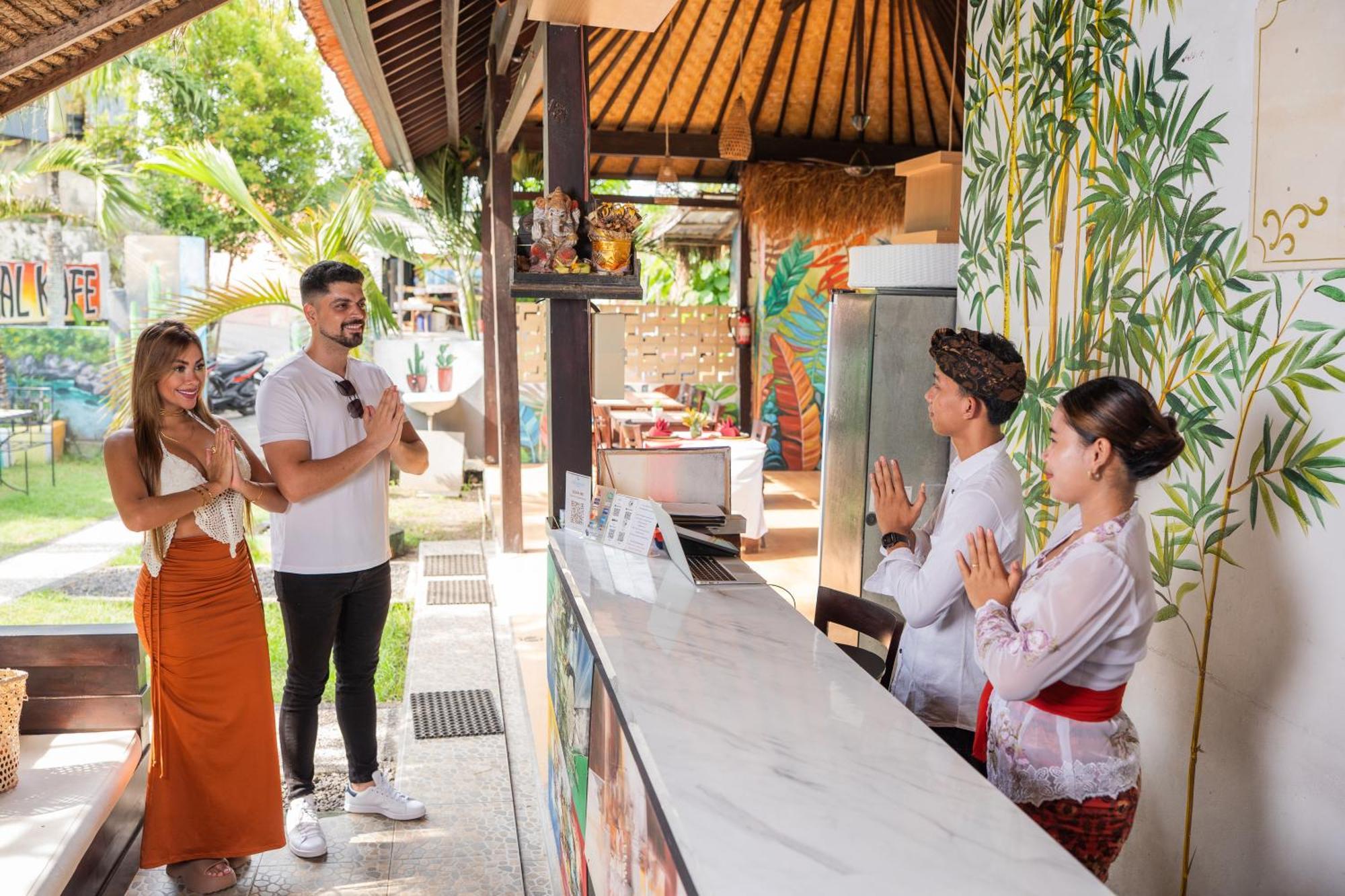 Abasan Hill Hotel And Spa Toyapakeh エクステリア 写真